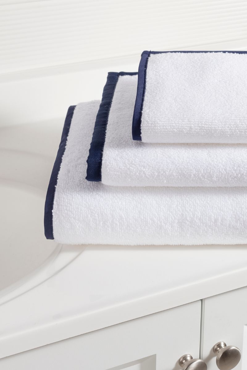 Signature Banded Towel