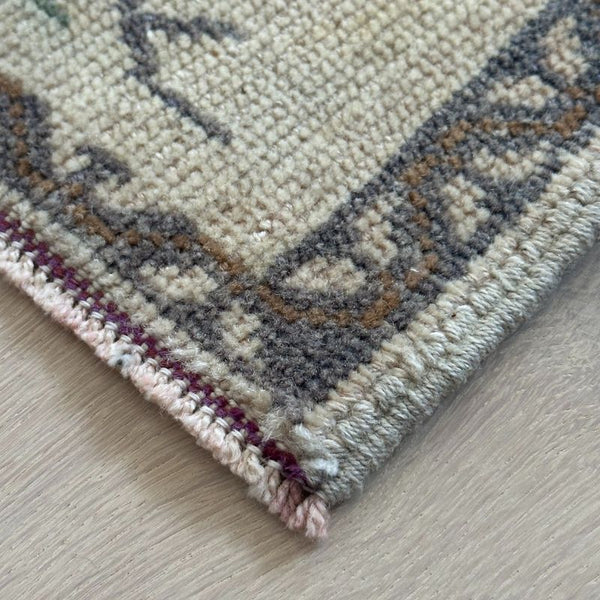 Vintage Turkish Rug 304
