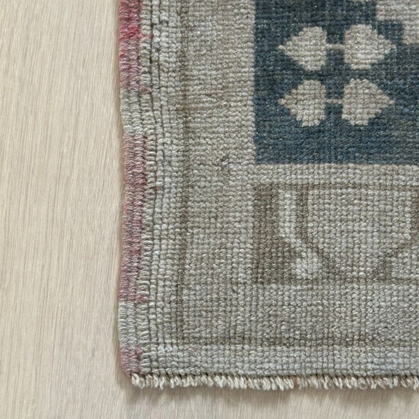 Vintage Turkish Rug 310